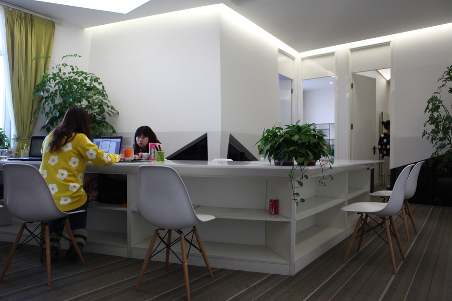 長寧區(qū)小型簡約辦公室裝修設(shè)計-第1張圖片-上海古都建筑設(shè)計集團(tuán)