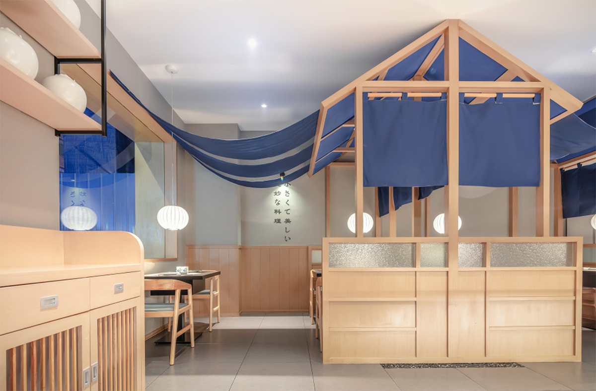 自然原木日式餐廳裝修設(shè)計-第1張圖片-上海古都建筑設(shè)計集團(tuán) 自然原木日式餐廳裝修設(shè)計-第1張圖片-上海古都建筑設(shè)計集團(tuán)